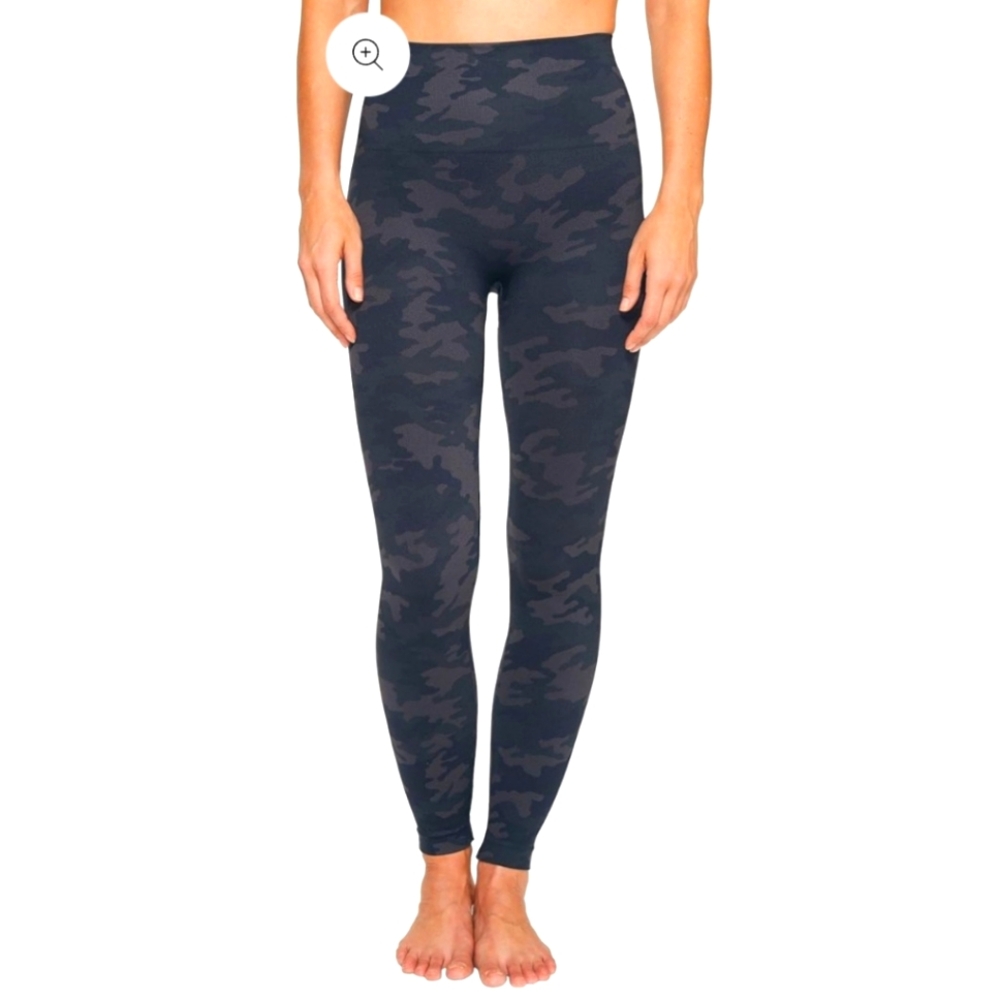 Spankx -Look At Me Now Leggings -Small -Black Camo New W/Tags